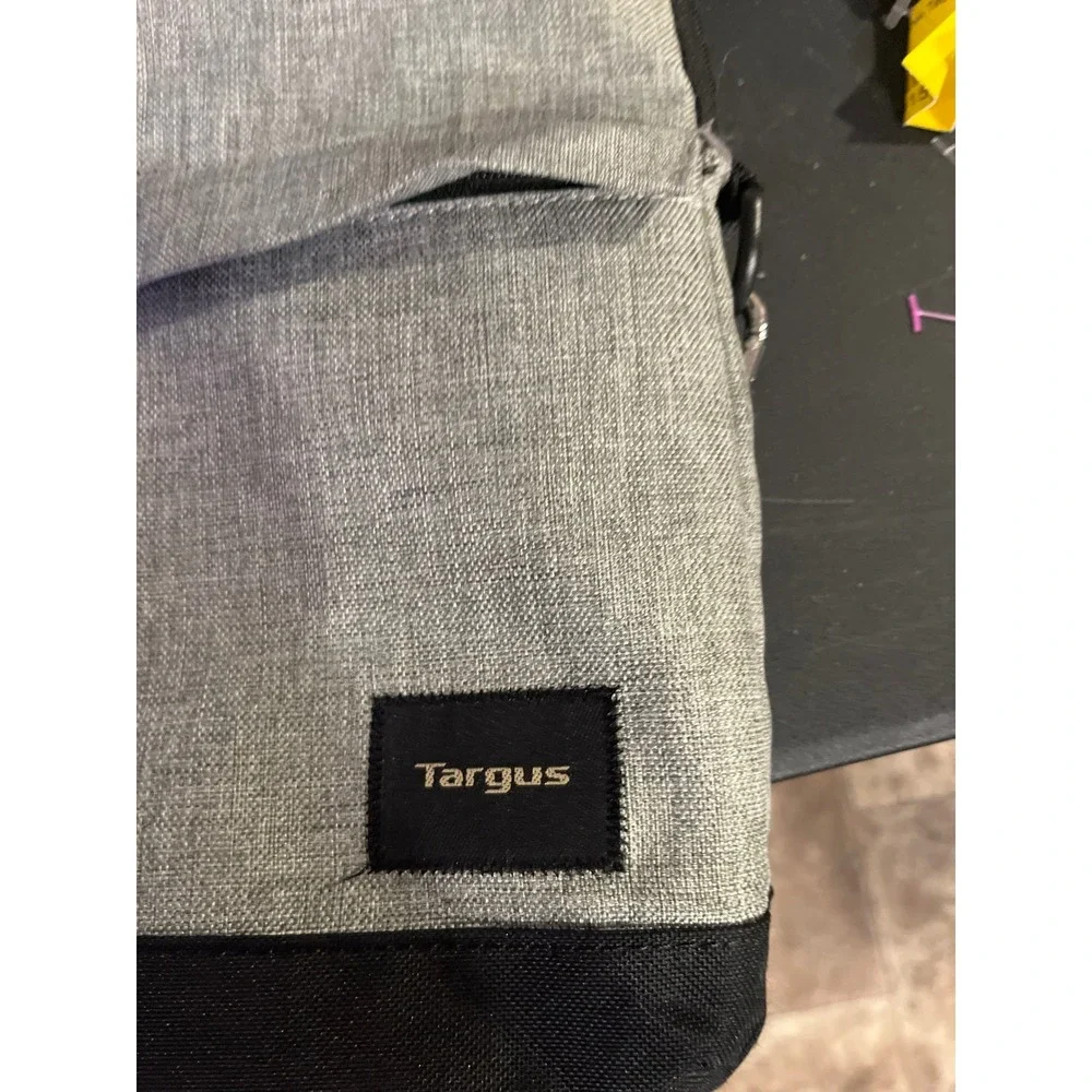 Targus Laptop Messenger Bag Gray Black Heathered Slim Briefcase Shoulder Strap